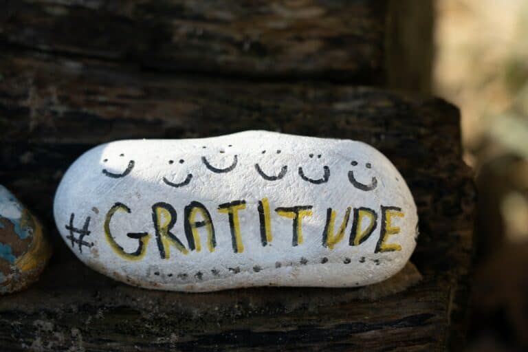 What are Gratitude Rocks? A Look into the Power of Gratitude and Art