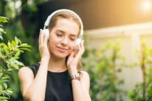 the role of music in shaping our mood and emotions