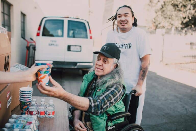 random acts of kindness ideas